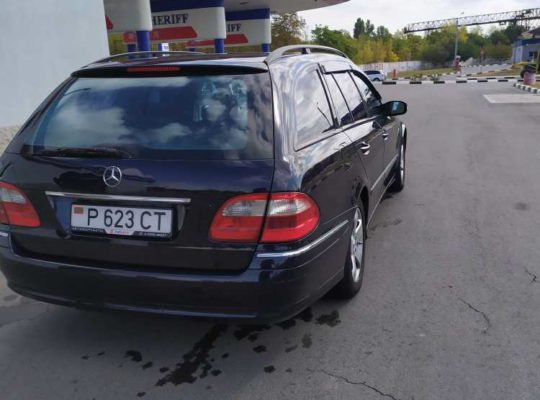 Продам Mercedes Benz e270 w211