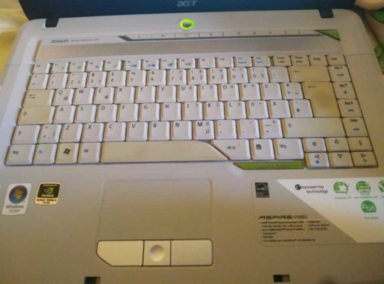 Продам ноутбук Acer aspire 5720g