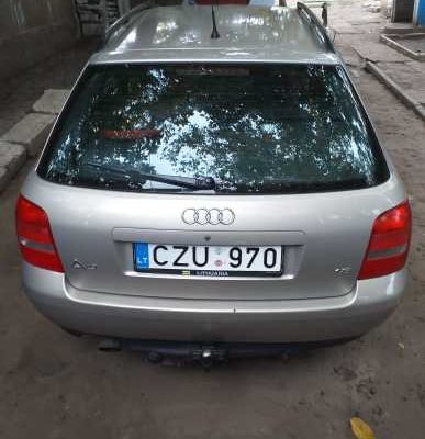 Продаю срочно Audi A4 B5 универсал