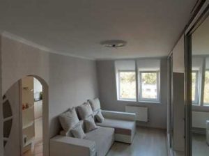 Apartament Cu o Cameră Mansardă