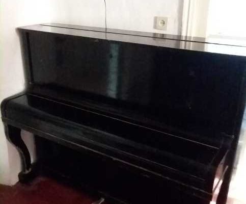 Продам пианино «Украина»