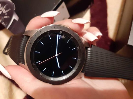 Продам часы Samsung galaxy watch