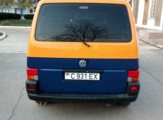 Продам Volkswagen Caravella 2002 2.5. TDI Состояние отличное