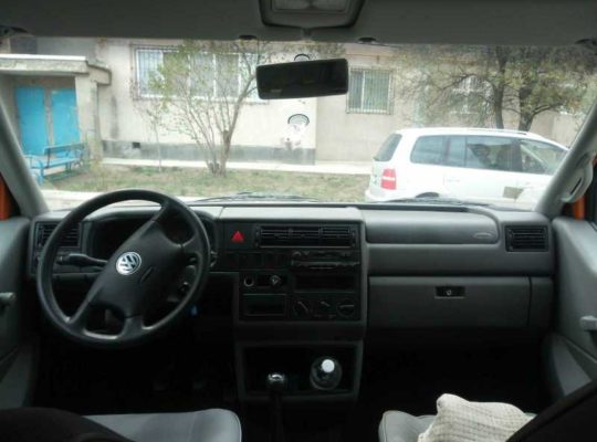 Продам Volkswagen Caravella 2002 2.5. TDI Состояние отличное