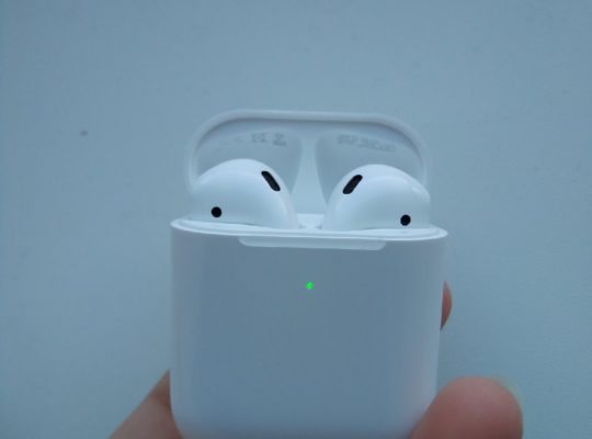 Скоро 8 марта , скорее подари своим любимым женщинам лучший подарок — AirPods 2 копия