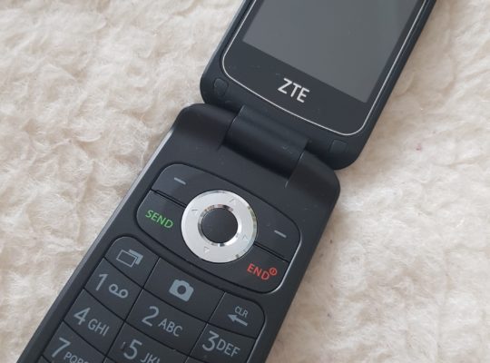Продам моб. ZTE Z233V