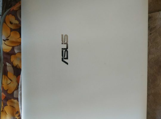 Продам ноутбук Asus+ samsung в подарок