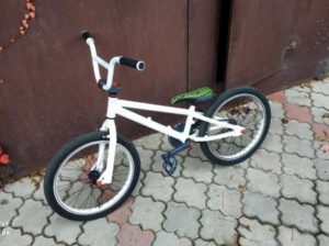 Продам BMX 1900 лей