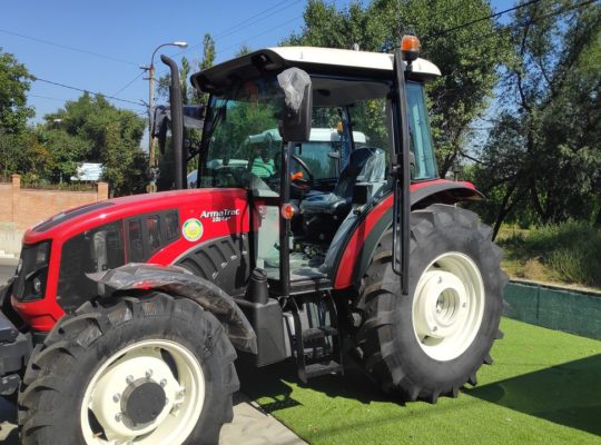 Vanzare ArmaTrac 1054 E+(105 C.P.) Tractor.