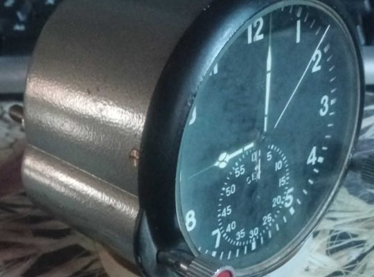 Часы авиационные